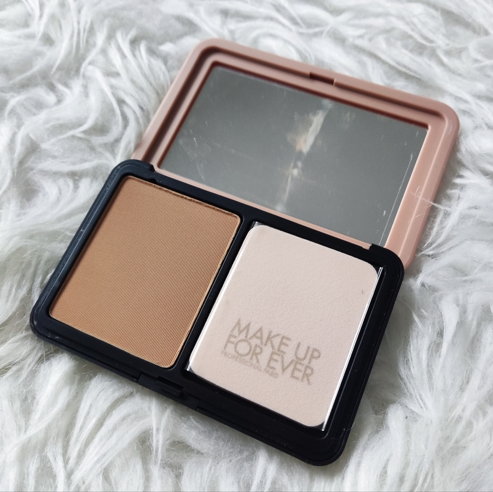 Make Up For Ever HD Skin Matte Velvet Blurring Foundation & Setting Powder 2N26